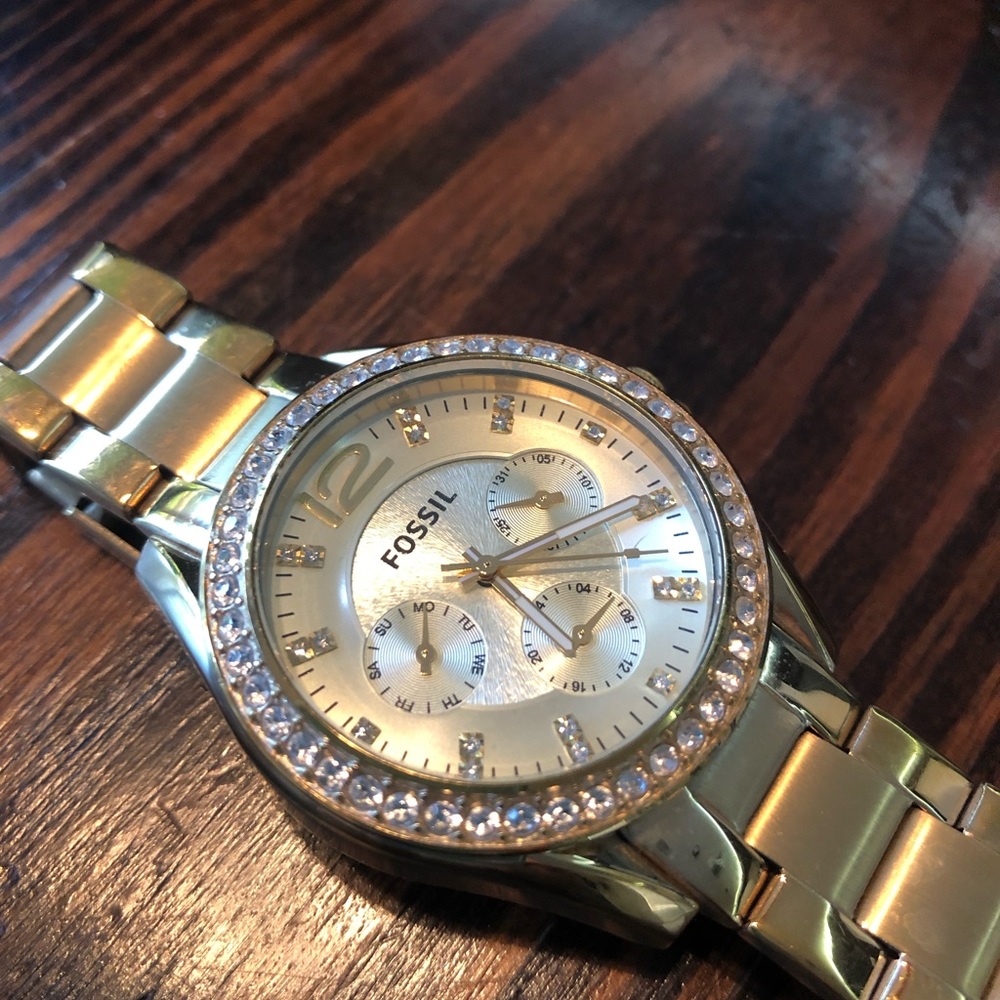 Fossil watch